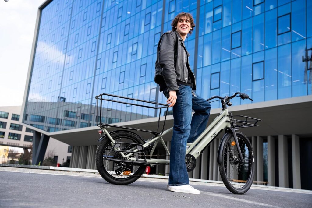 Nilox-Urban-Cargo-Ebike-C3-Cargo-Long-Lifestyle